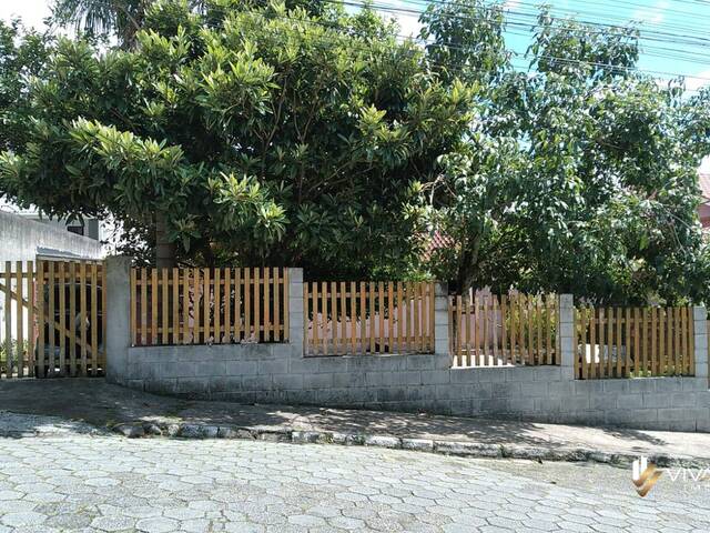 #A8-0069 - Casa para Venda em Biguaçu - SC