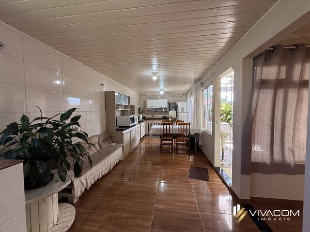 Casa para Venda em São José - 4