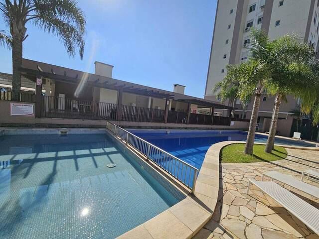 Apartamento para Venda em Palhoça - 3