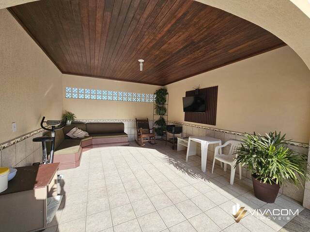 Casa para Venda em São José - 5
