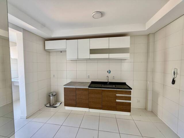 Apartamento para Venda em Palhoça - 3