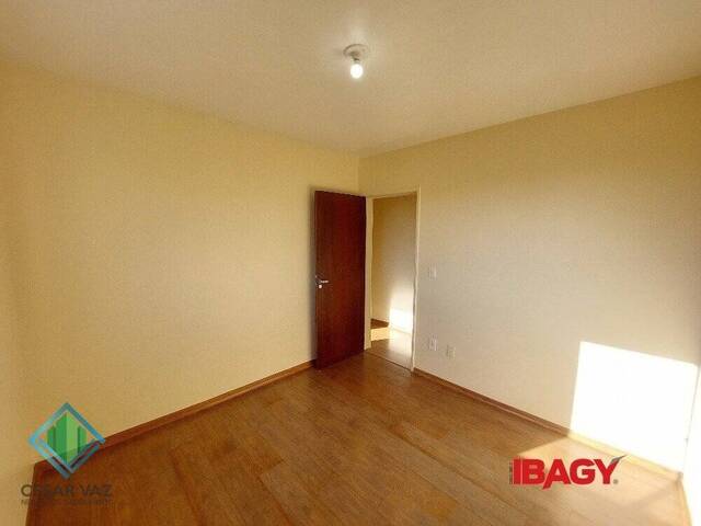 Apartamento para Venda em Florianópolis - 5