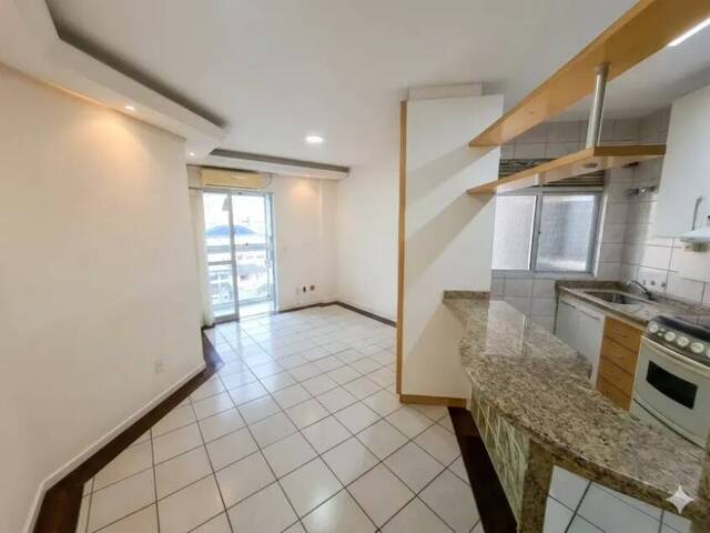 #A17-108895 - Apartamento para Venda em Florianópolis - SC - 3