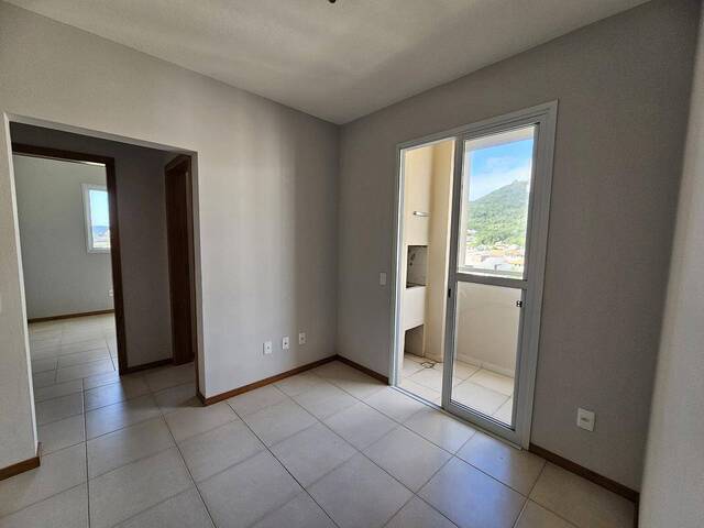Apartamento para Venda em Biguaçu - 5
