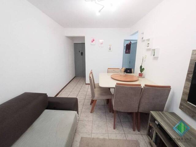Apartamento para Venda em Florianópolis - 2