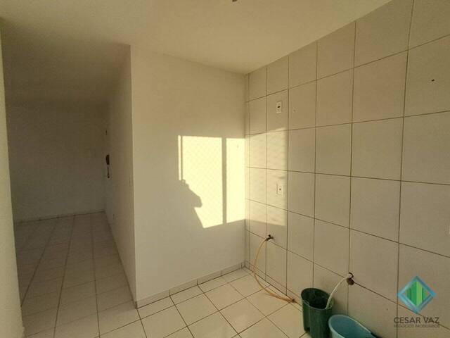 Apartamento para Venda em Palhoça - 5