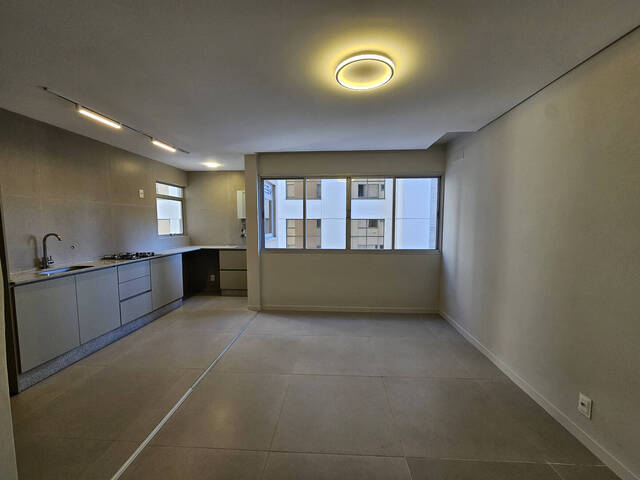 Apartamento para Venda em Florianópolis - 2