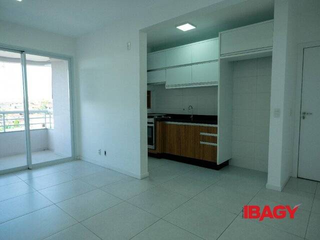 Apartamento para Venda em São José - 2