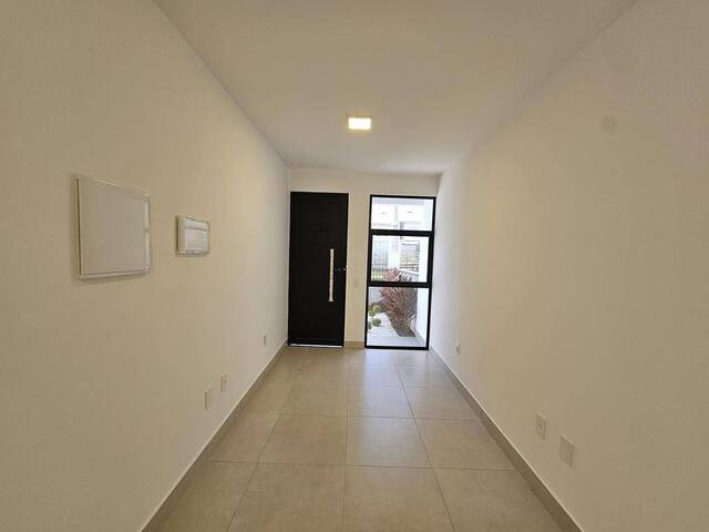 Casa para Venda em São José - 5
