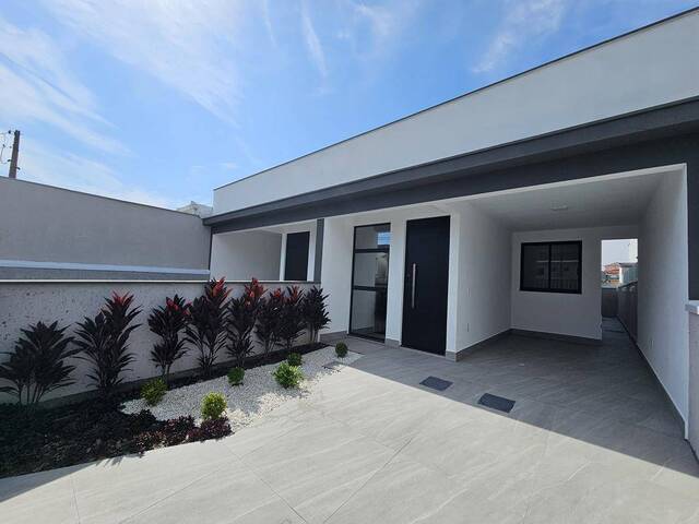 #C17-109302 - Casa para Venda em São José - SC