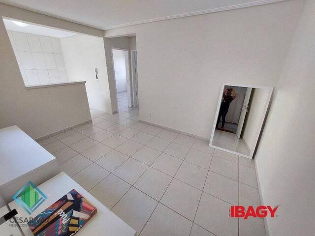 Apartamento para Venda em São José - 4