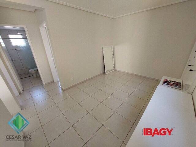 Apartamento para Venda em São José - 5