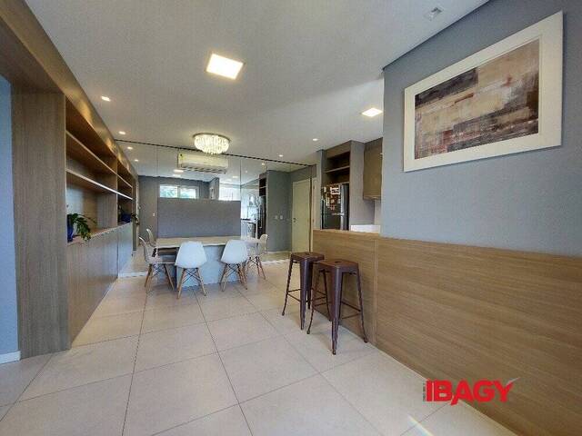 Apartamento para Venda em São José - 5