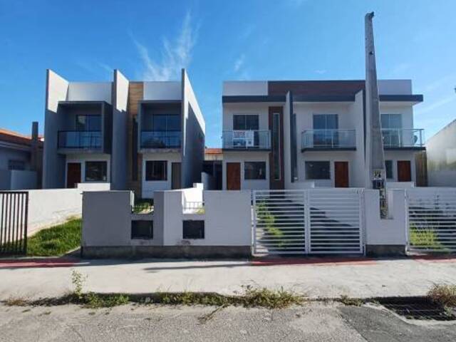 #S8-00103 - Casa para Venda em São José - SC